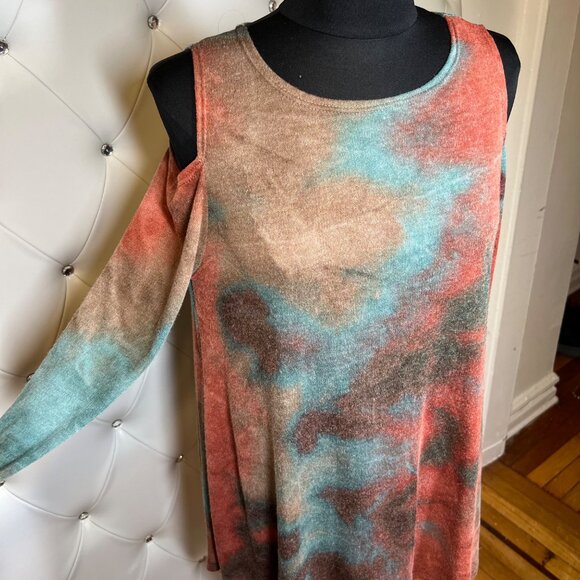 CY Fashion Multicolor Tie-Dye Sleeveless Top - Picture 3 of 9